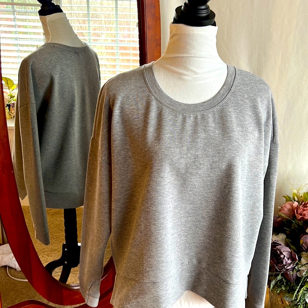 Athleta Sweatshirt/Pullover~Gray~L~Polyester lined